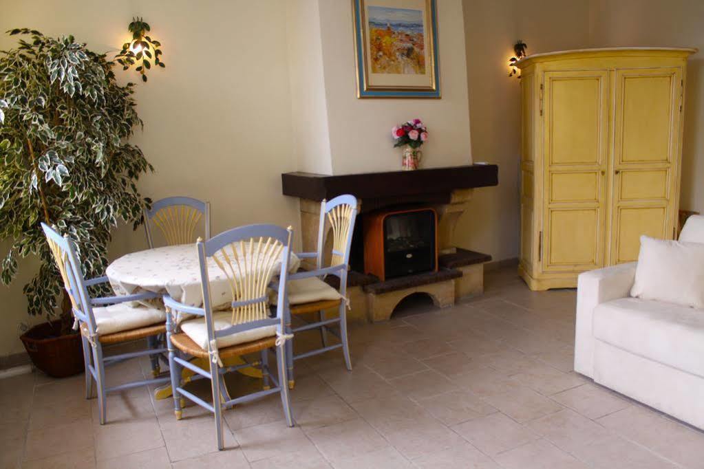 Very Charming Studio Apartment On Port In Cannes A Short Walk To Palais With Aircon And Internet 411 エクステリア 写真